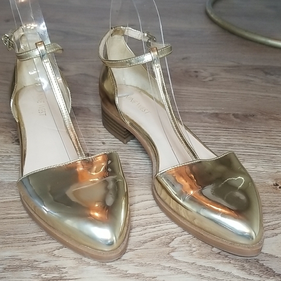 Nine West Shoes - Nine West Womens Gild Metallic Closed Toe Ankle Strap Shoes Size 8M